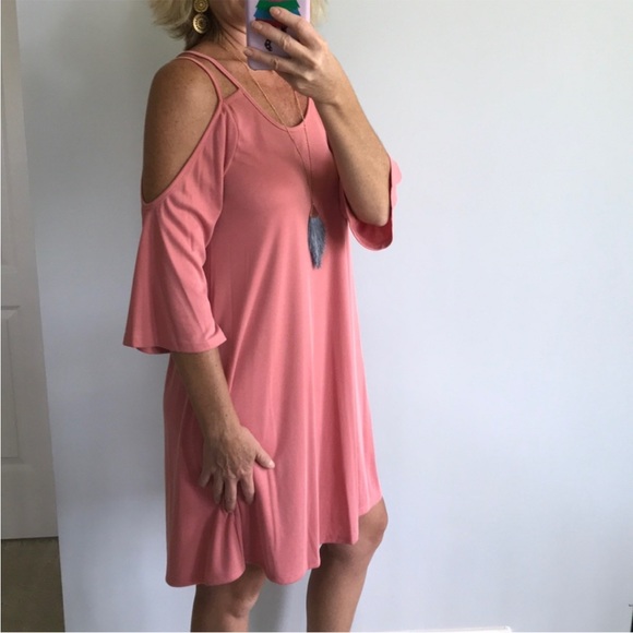 Pink Cold Shoulder Dress - Picture 4 of 7